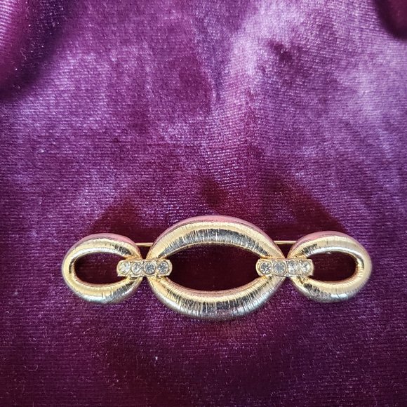 Jewelry - 2 For $20   Brooch